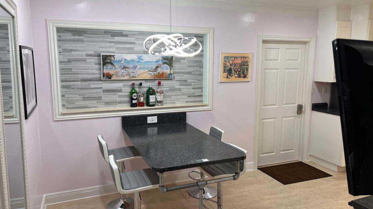 Billy'S Resort- Men Only - Solo Hombres Wilton Manors Εξωτερικό φωτογραφία